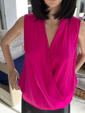 Ellen Tracy Fuchsia Sleeveless Draped V-Neck Camisole